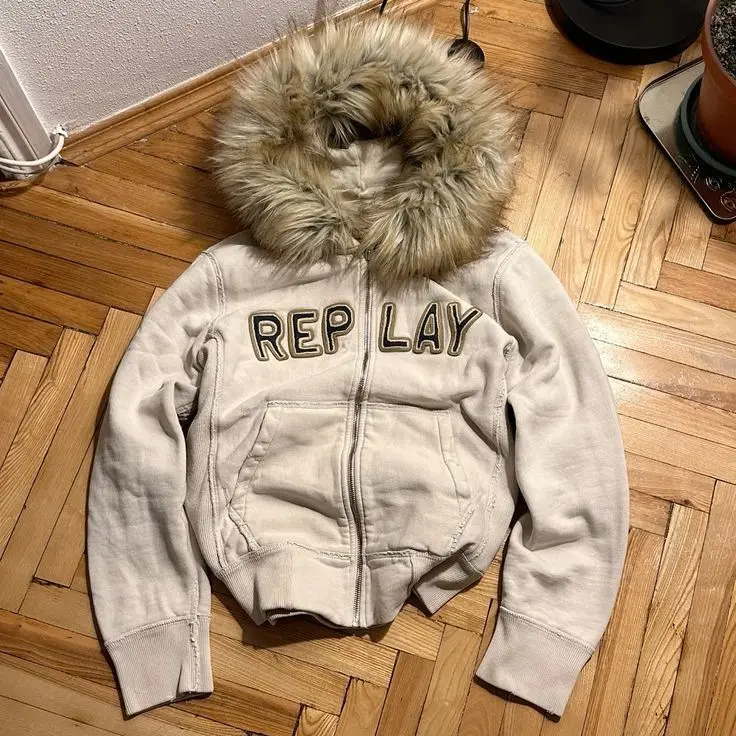 Replay Jacket – Beige