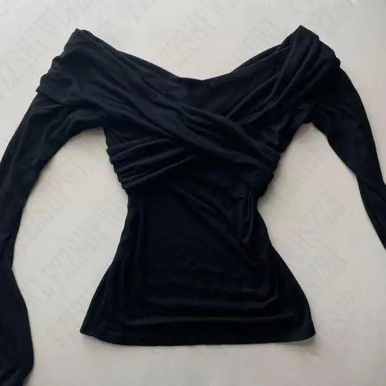The Sade Twist – Black Tops