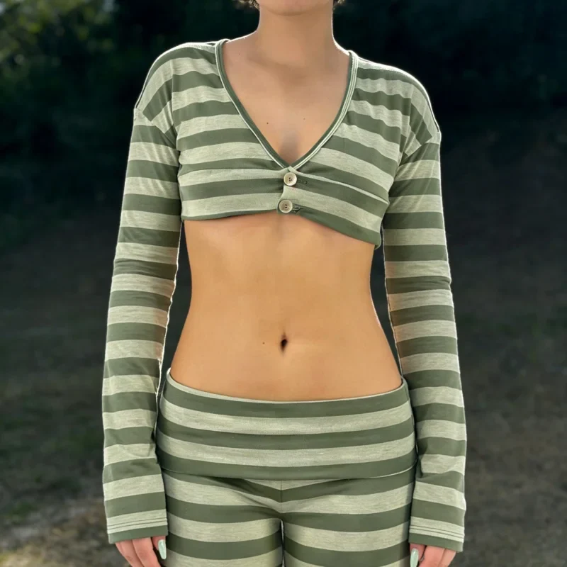 Vintage Crop Top Cardigan – Green - Image 5